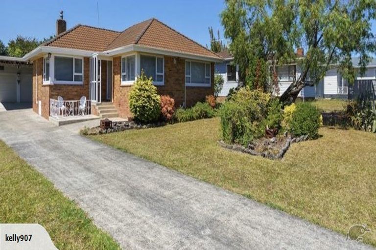 Photo of property in 60 Mclean Avenue, Papatoetoe, Auckland, 2025