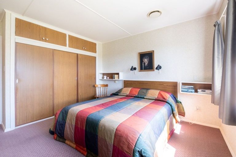 Photo of property in 38 Tawhiti Road, Hawera, 4610