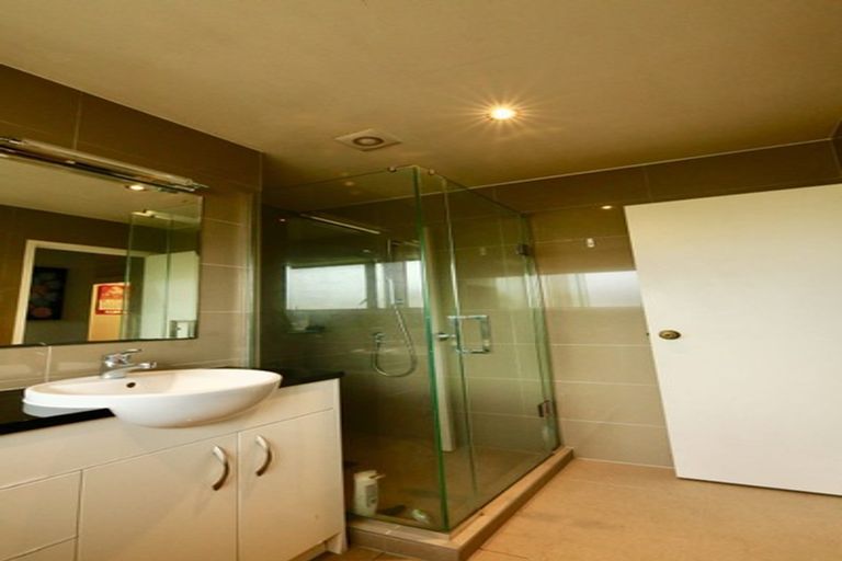 Photo of property in 58 Sunderlands Road, Half Moon Bay, Auckland, 2012