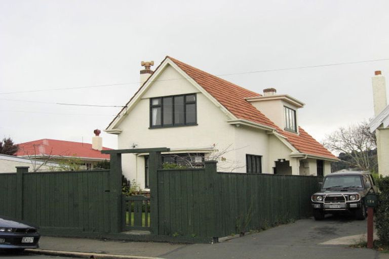 Photo of property in 156 Kenmure Road, Kenmure, Dunedin, 9011