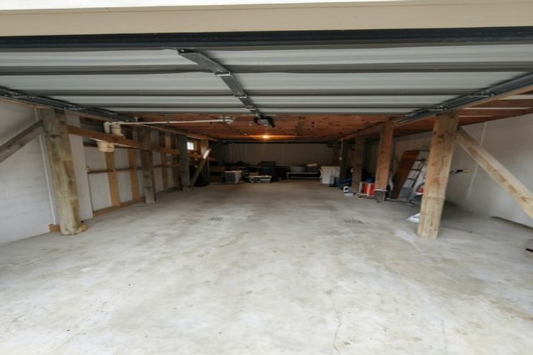 Photo of property in 124 Western Hills Drive, Kensington, Whangarei, 0112