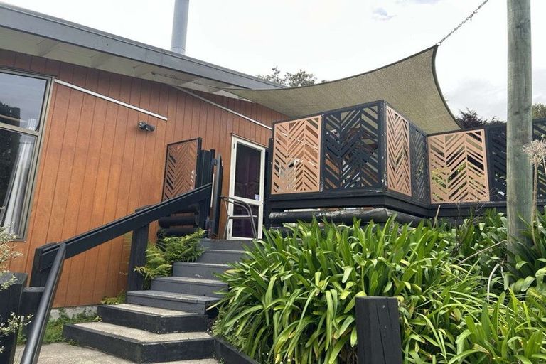 Photo of property in 48 Oxford Road, Lake Rotoma, Rotorua, 3074