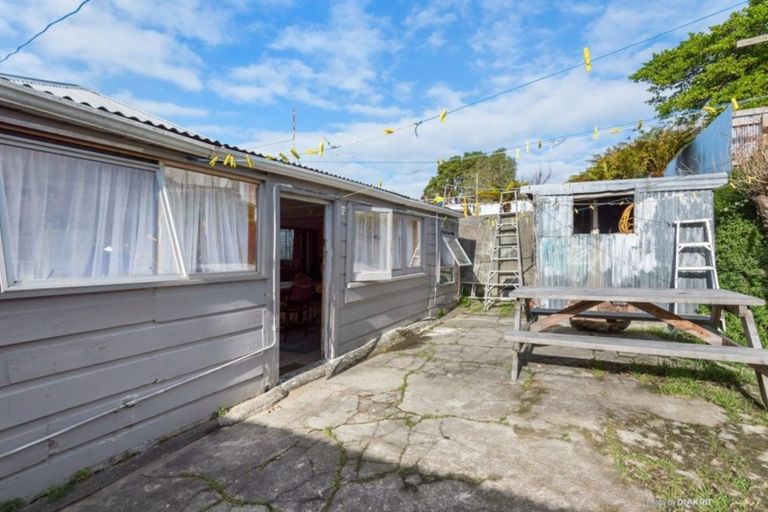 Photo of property in 18 Florence Street, Newtown, Wellington, 6021