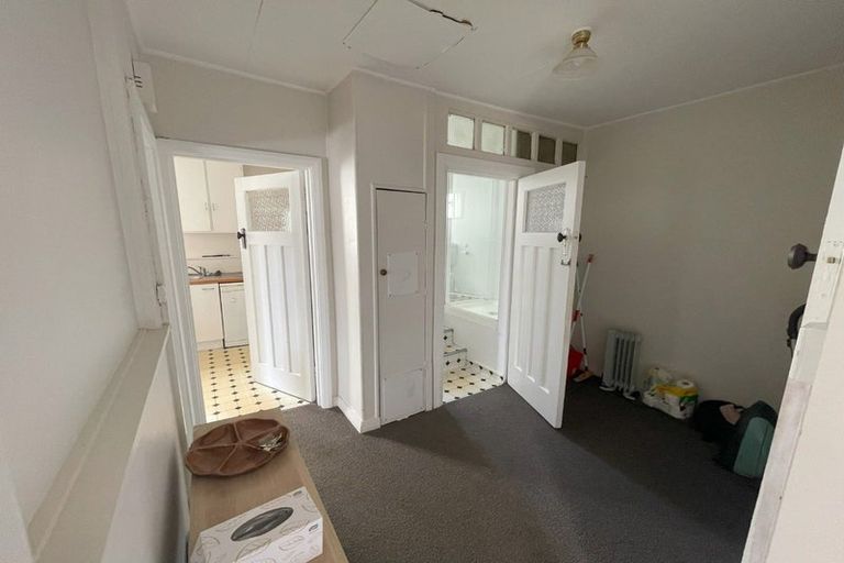 Photo of property in 239 The Terrace, Te Aro, Wellington, 6011