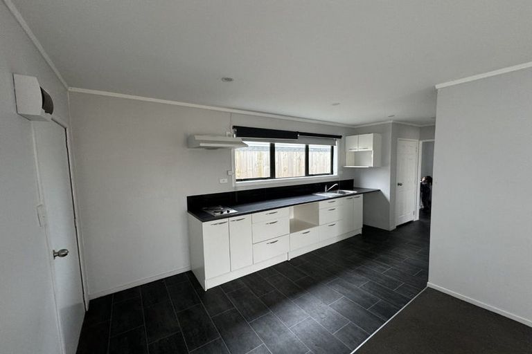 Photo of property in 166 Mahia Road, Wattle Downs, Auckland, 2103