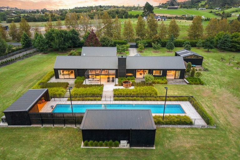 Photo of property in 45 Three Oaks Drive, Dairy Flat, Albany, 0794