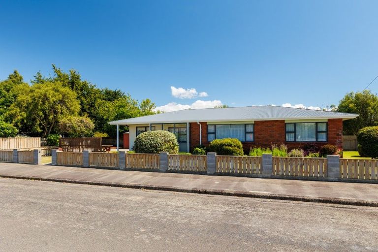 Photo of property in 21 Arthur Street, Pahiatua, 4910