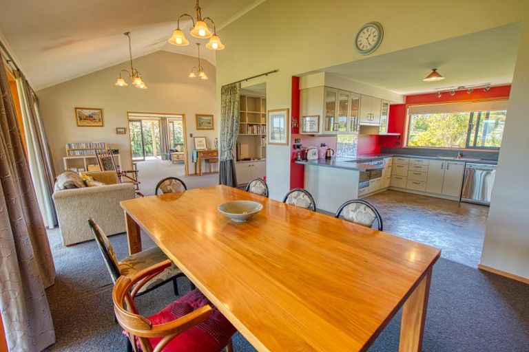 Photo of property in 315 Lake Brunner Road, Moana, Kumara, 7875