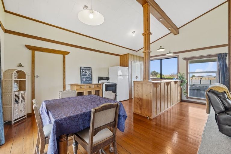 Photo of property in 16 Terou Street, Manaia, 4612