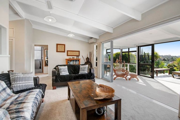 Photo of property in 39 Zealandia Road, Manly, Whangaparaoa, 0930