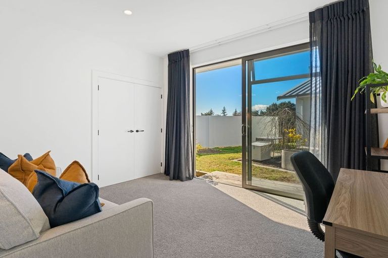 Photo of property in 47 Botanical Heights Drive, Waipahihi, Taupo, 3330