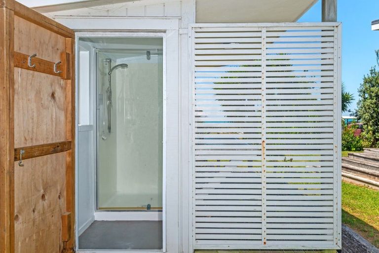 Photo of property in 1459d Anaura Road, Anaura Bay, Tokomaru Bay, 4079