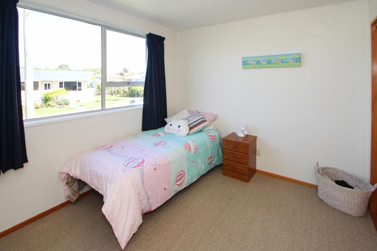 Photo of property in 27 Glendale Crescent, Holmes Hill, Oamaru, 9401