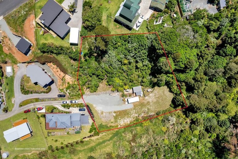 Photo of property in 16 Tiaho Place, Whangarei Heads, 0174