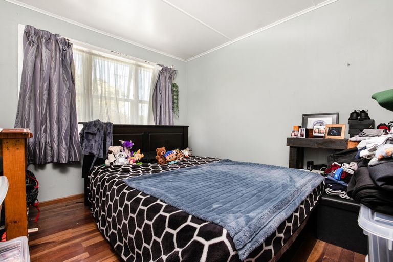Photo of property in 38 Kohinoor Avenue, Mangere, Auckland, 2022