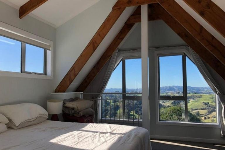 Photo of property in 22 Caldwells Road, East Tamaki Heights, Auckland, 2016