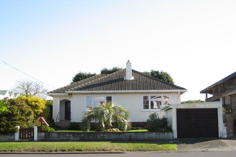 Photo of property in 4 Newton Street, Fitzroy, New Plymouth, 4312