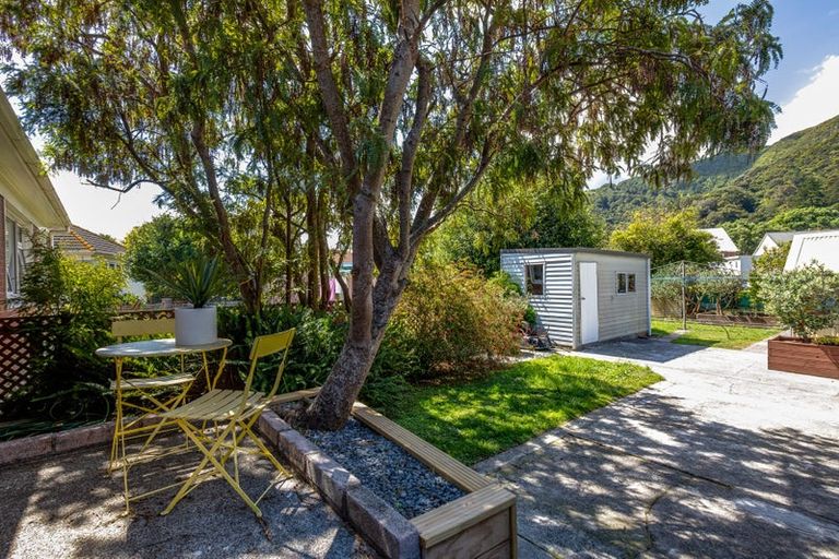 Photo of property in 27 Hayward Terrace, Waiwhetu, Lower Hutt, 5010