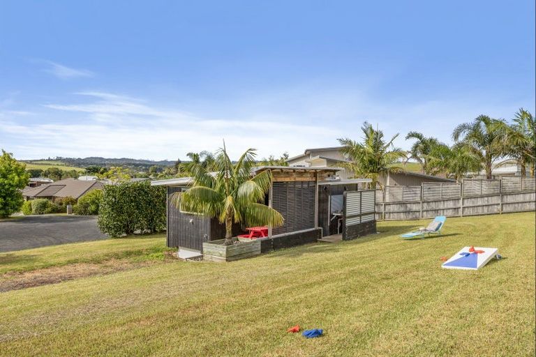 Photo of property in 6 Kakapo Way, Mangawhai, 0505