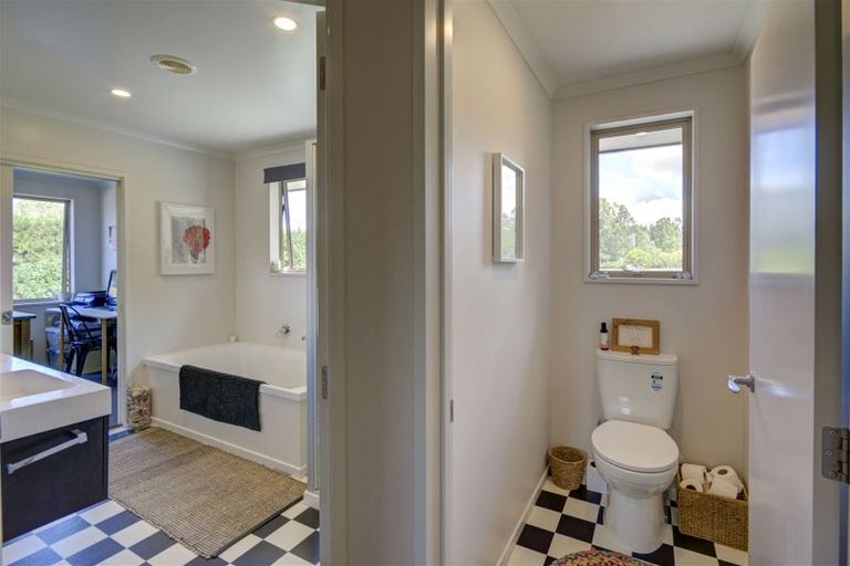 Photo of property in 570 Foothills Road, Okuku, Rangiora, 7473