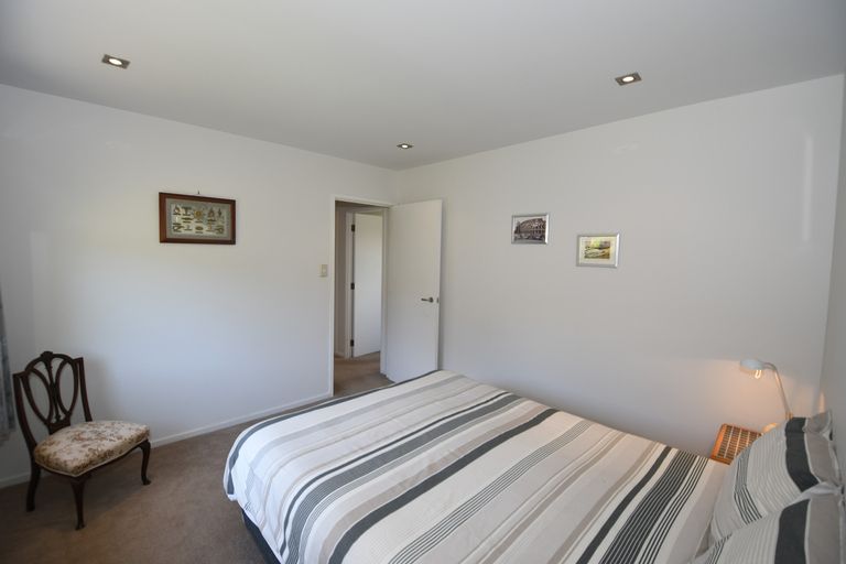 Photo of property in 10 Brampton Road, Snells Beach, 0920