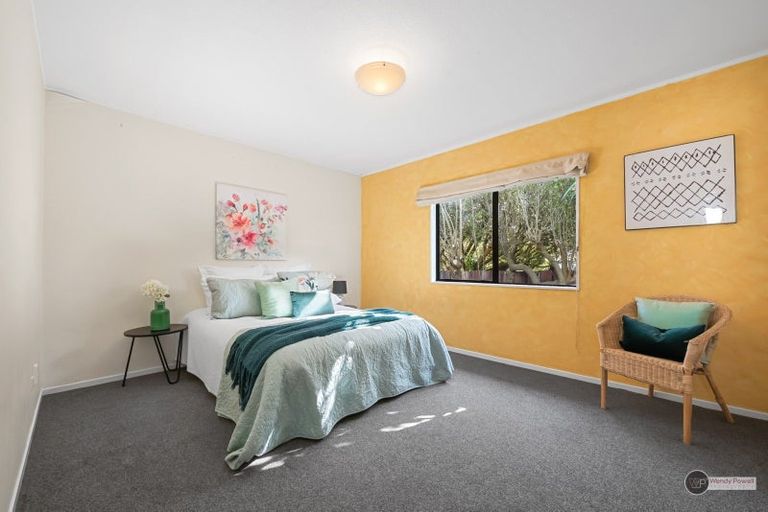 Photo of property in 22a Randwick Crescent, Moera, Lower Hutt, 5010