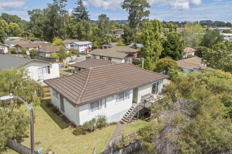 Photo of property in 46 Borich Road, Sunnyvale, Auckland, 0612