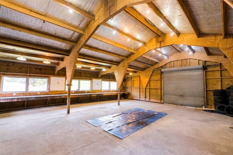 Photo of property in 372 Pine Valley Road, Dairy Flat, Silverdale, 0992