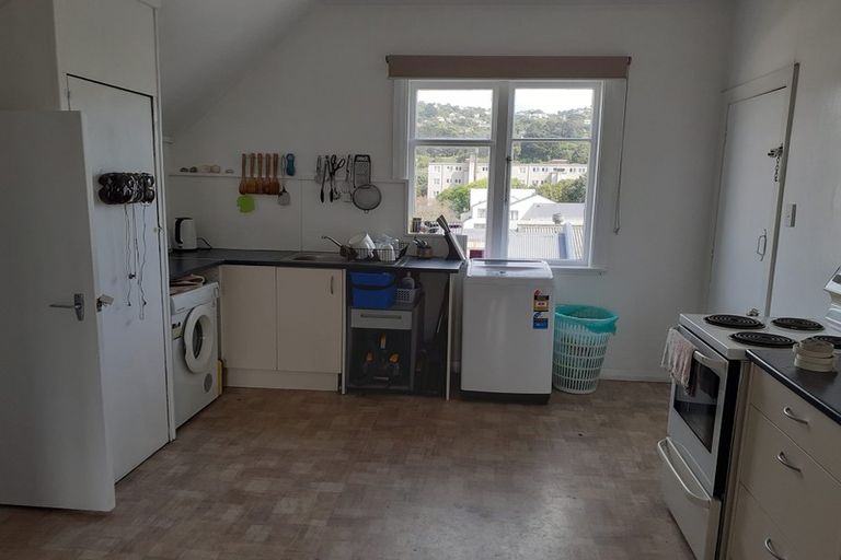 Photo of property in 210 Rintoul Street, Berhampore, Wellington, 6023