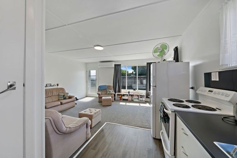 Photo of property in 2/28 Islington Street, Trentham, Upper Hutt, 5018