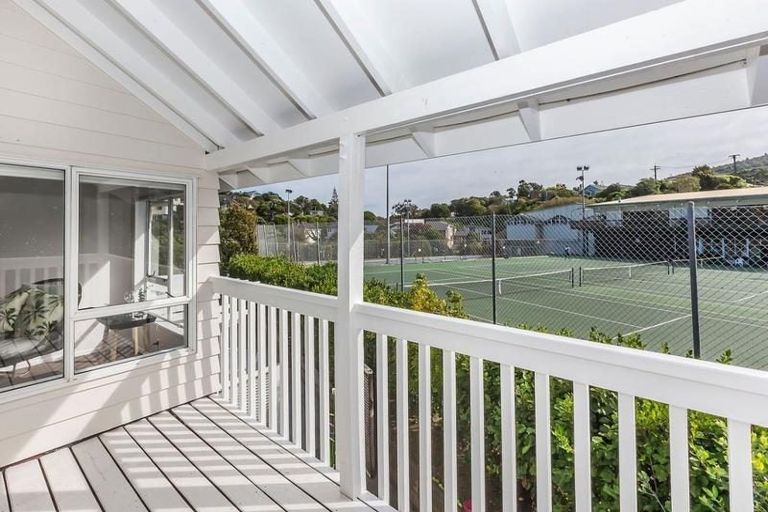 Photo of property in 45 Delhi Crescent, Khandallah, Wellington, 6035