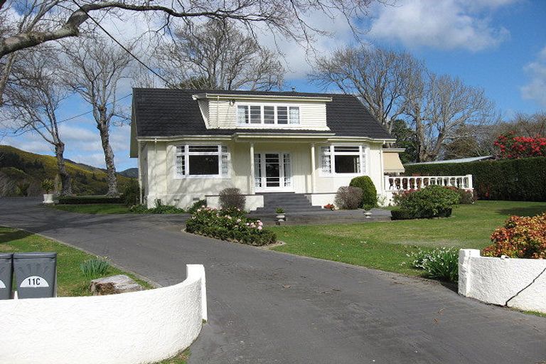 Photo of property in 11 Rowe Parade, Wainuiomata, Lower Hutt, 5014