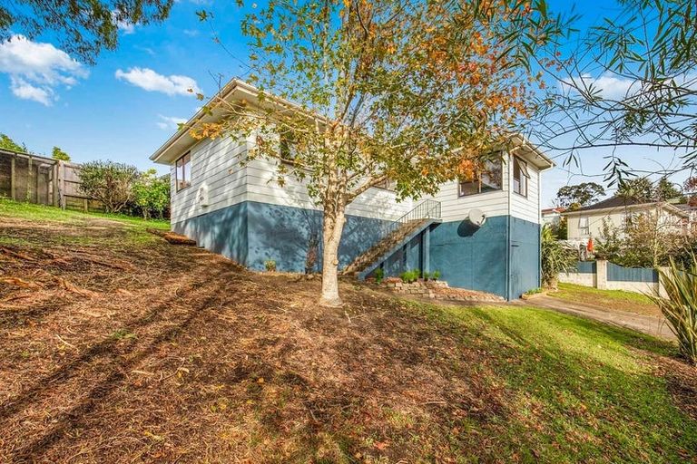 Photo of property in 87 Solar Road, Glen Eden, Auckland, 0602