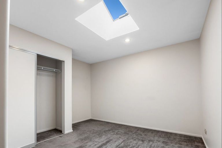 Photo of property in 18 Date Crescent, Aidanfield, Christchurch, 8025