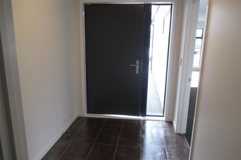 Photo of property in 10 Luxembourg Crescent, Halswell, Christchurch, 8025