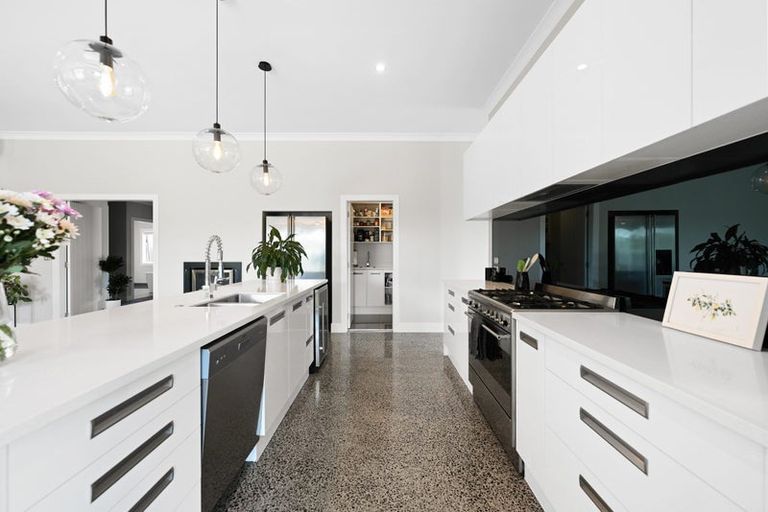 Photo of property in 24 Petersburg Drive, Flagstaff, Hamilton, 3210