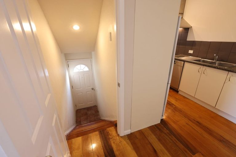 Photo of property in 498 East Coast Road, Windsor Park, Auckland, 0630