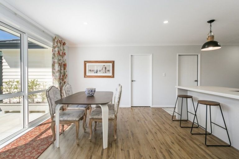 Photo of property in 27 Aparima Place, Awatoto, Napier, 4110