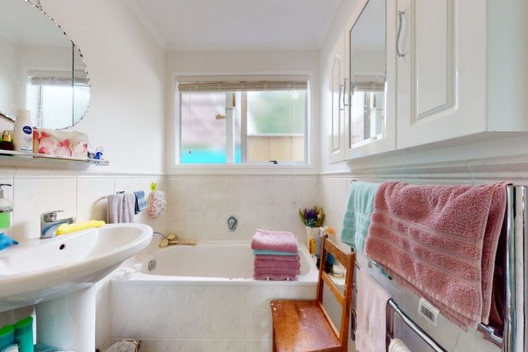 Photo of property in 7 Babington Place, Torbay, Auckland, 0630