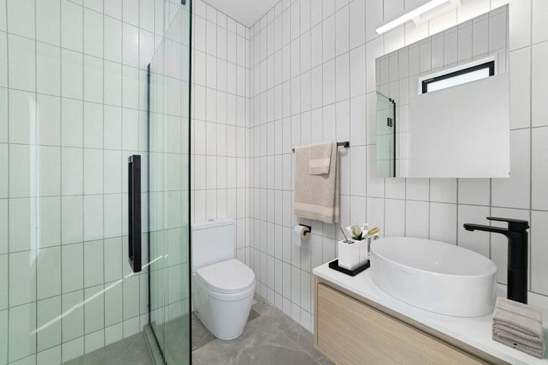 Photo of property in 19/10 Trieste Way, Paraparaumu, 5032