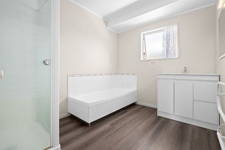 Photo of property in 22 Cairns Crescent, Rototuna, Hamilton, 3210