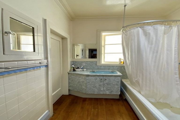 Photo of property in 9 Liddle Street, Roxburgh, 9500