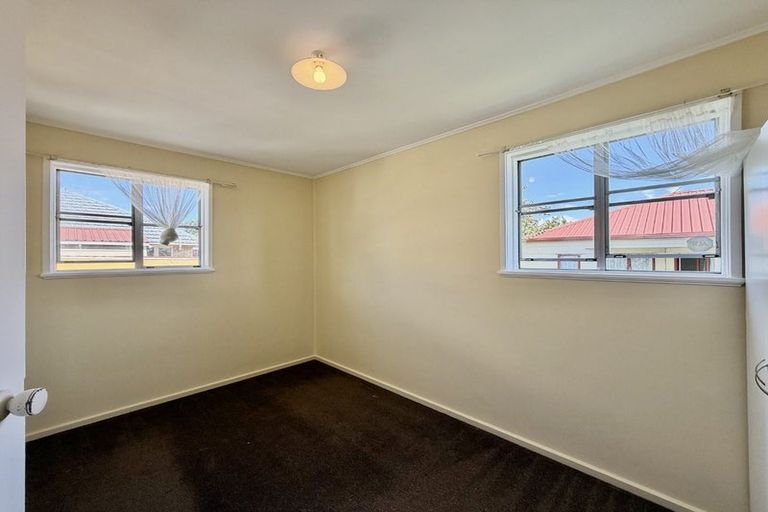 Photo of property in 2/10 Taka Street, Takanini, 2112