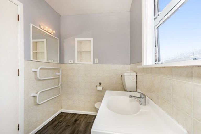 Photo of property in 1/48 Staveley Street, Avonhead, Christchurch, 8042