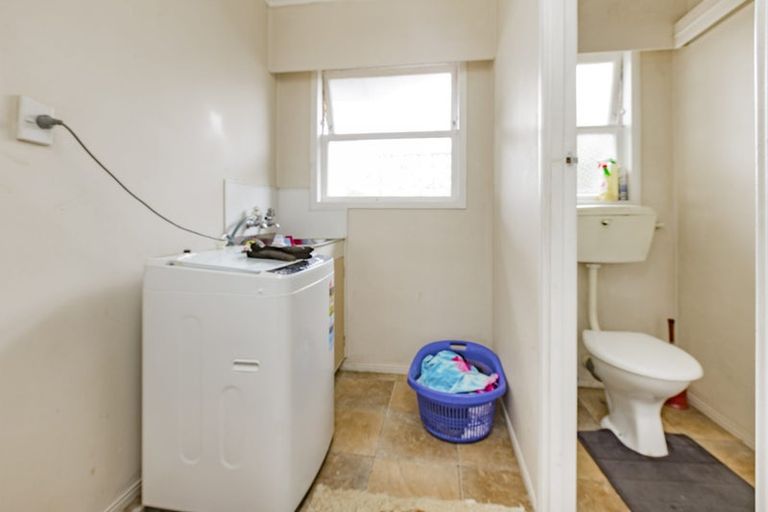 Photo of property in 4 Butterworth Avenue, Opaheke, Papakura, 2113