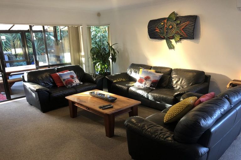 Photo of property in 52 Sunrise Avenue, Mount Maunganui, 3116