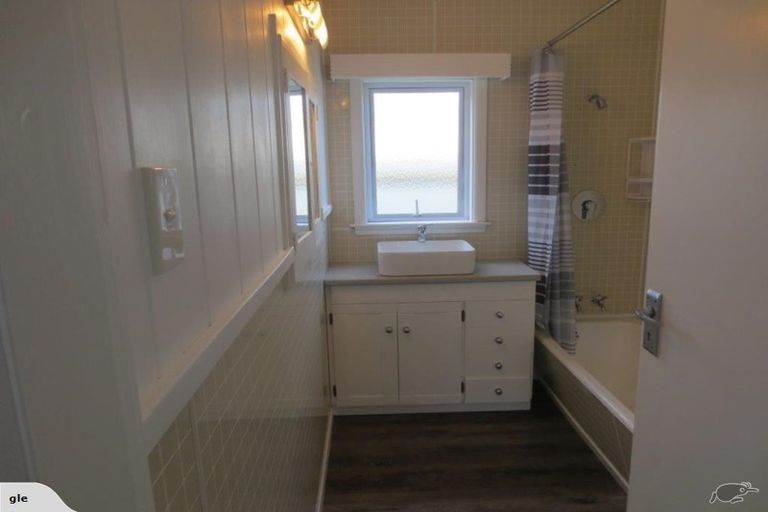 Photo of property in 6 Beach Street, Whakatane, 3120