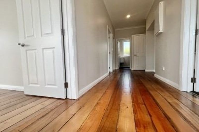 Photo of property in 38 Harvey Street, Grasmere, Invercargill, 9810