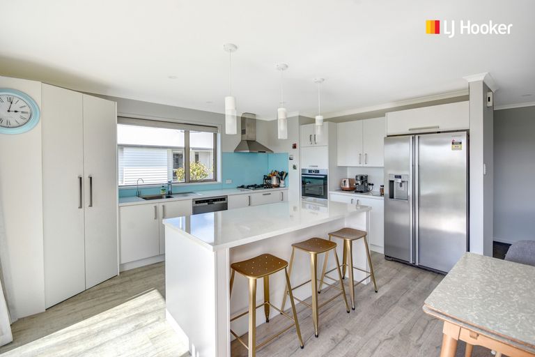 Photo of property in 49 Silver Springs Boulevard, Mosgiel, 9024