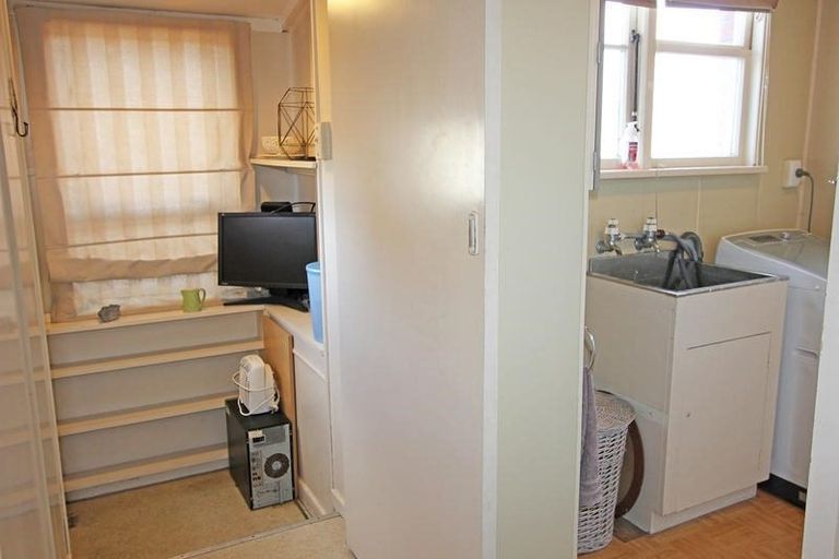 Photo of property in 6 Exeter Street, Abbotsford, Dunedin, 9018